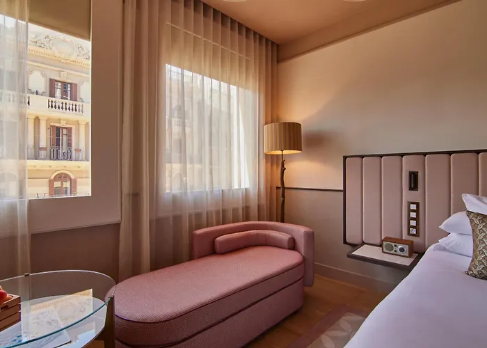 Grand Central, Small Luxury Ξενοδοχείο