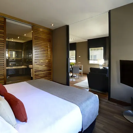 Grand Central, Small Luxury 5*