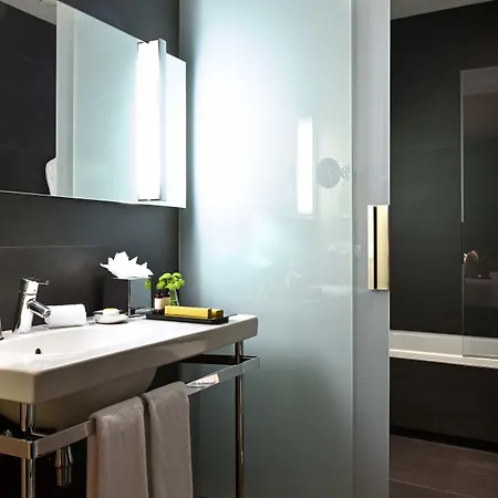 Grand Central, Small Luxury 5*