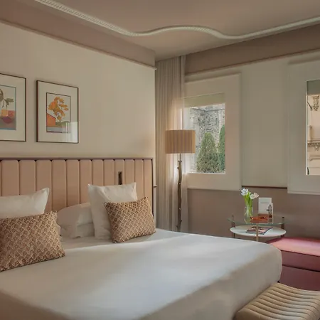 Hotel Grand Central, Small Luxury