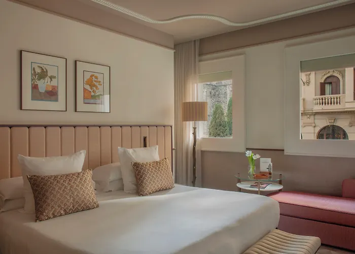 Hotel Grand Central, Small Luxury