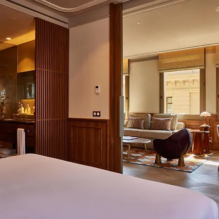 Grand Central, Small Luxury 5* Barselona